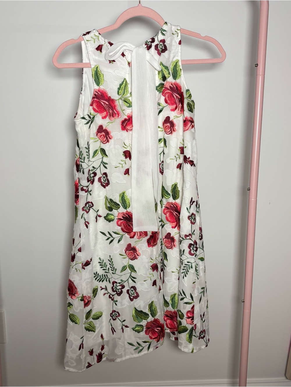 White Floral Tie-Back A-Line Dress with Red Roses
